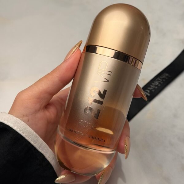 Carolina Herrera 212VIP Rosé