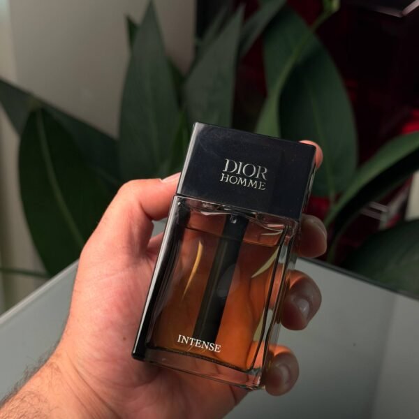 DIOR
