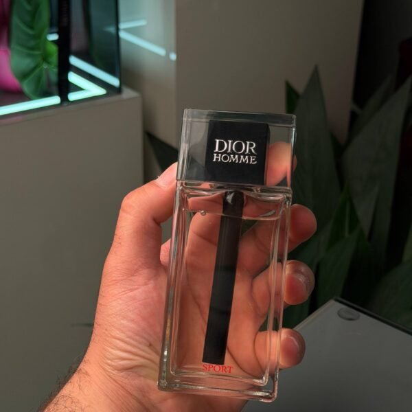 DIOR